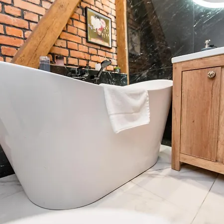 Apartment Przytulny Z Wieza *