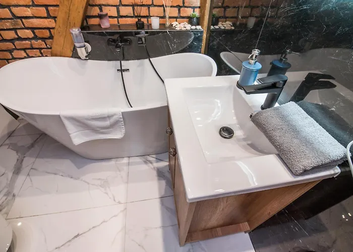 Przytulny Z Wieza Apartment